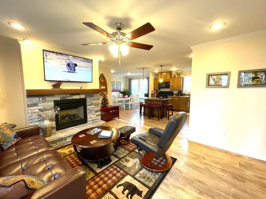 Mountain Views, Pets Welcome-Lake And River Access ليك لوري المظهر الخارجي الصورة